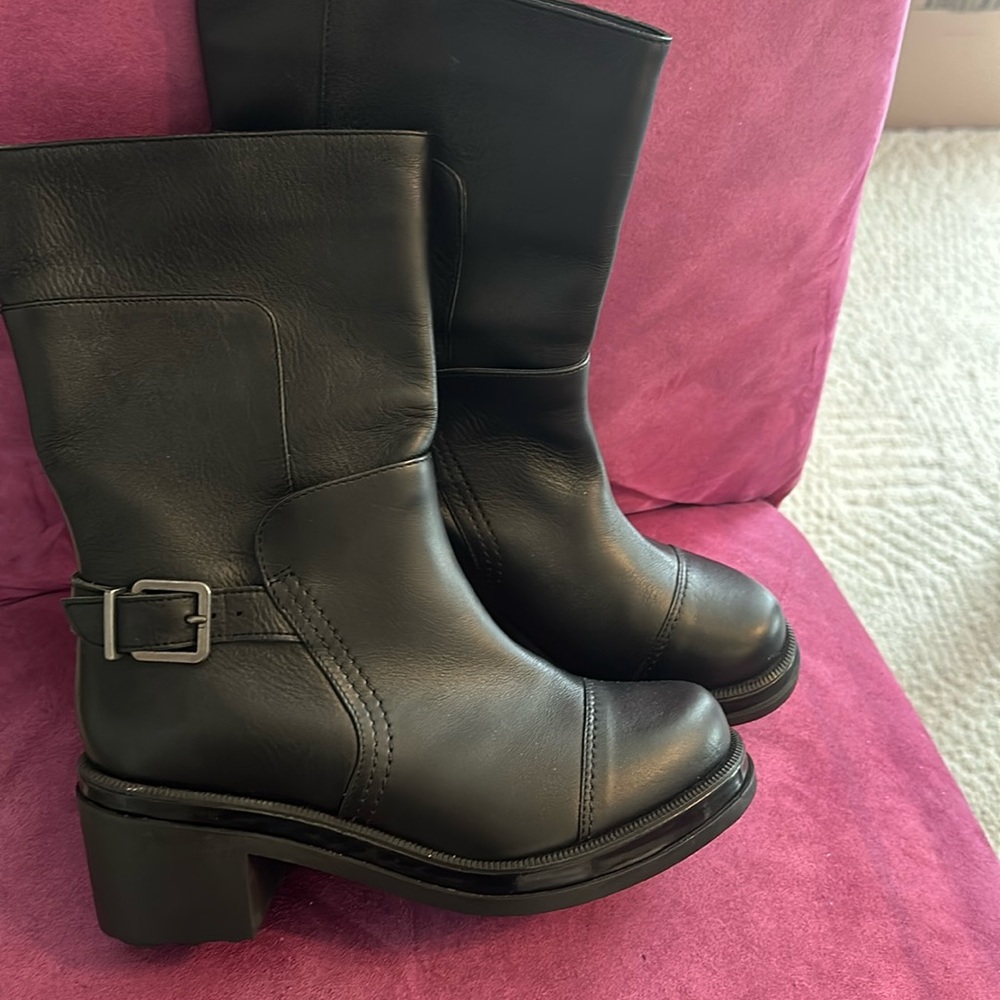 Robert Clergerie new women boot black size 37